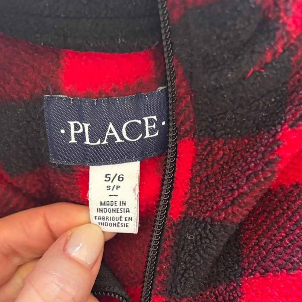The Children's Place Red and Black Buffalo Plaid Quarter-Zip Fleece